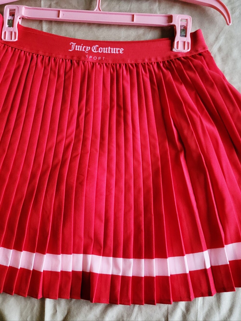 Juicy Couture Sport 2-Pc Red Set Pleated Skort & Bra Size M Tennis & Activewear - Picture 5 of 8